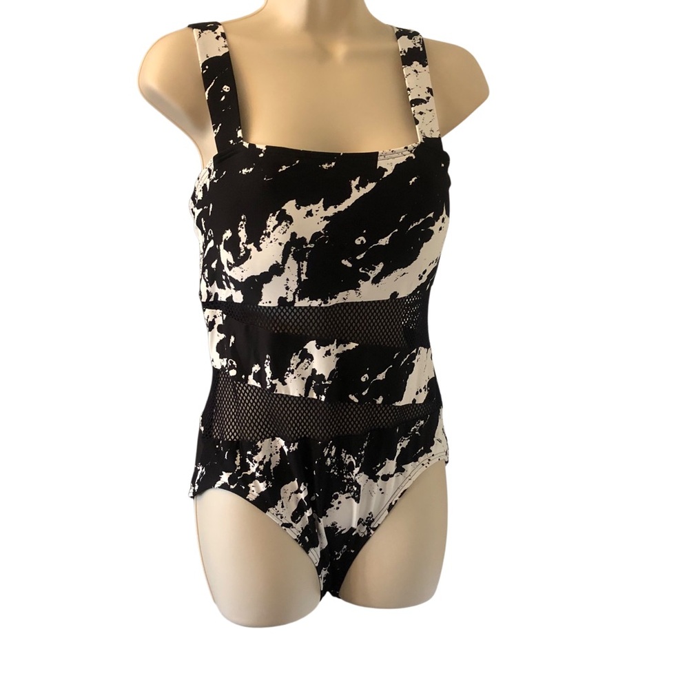 Carmen Marc Valvo Black and White Abstract One-Piece Swimsuit. Size 12 NWOT